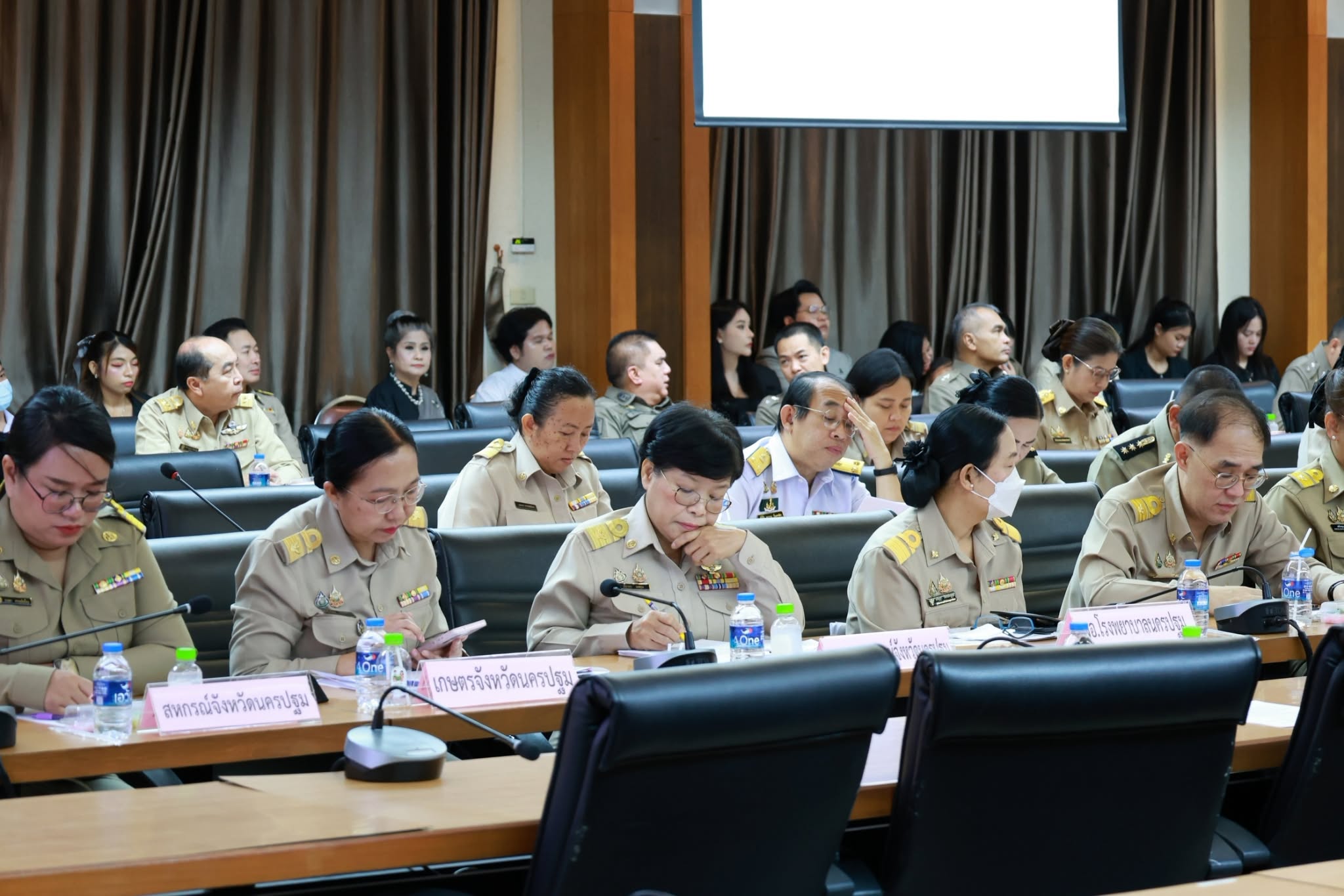 title - ส.ป.ก.นครปฐม  เข้าร่วมการประชุมคณะกรมการจังหวัด และหัวหน้าส่วนราชการประจำจังหวัดนครปฐม ครั้งที่ 7/2569 ประจำเดือนกรกฎาคม 2569